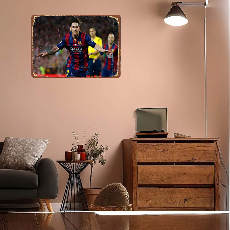 Plakat z Lionellem Messi, piłk – Retro Gaming At Home recenzja i cena